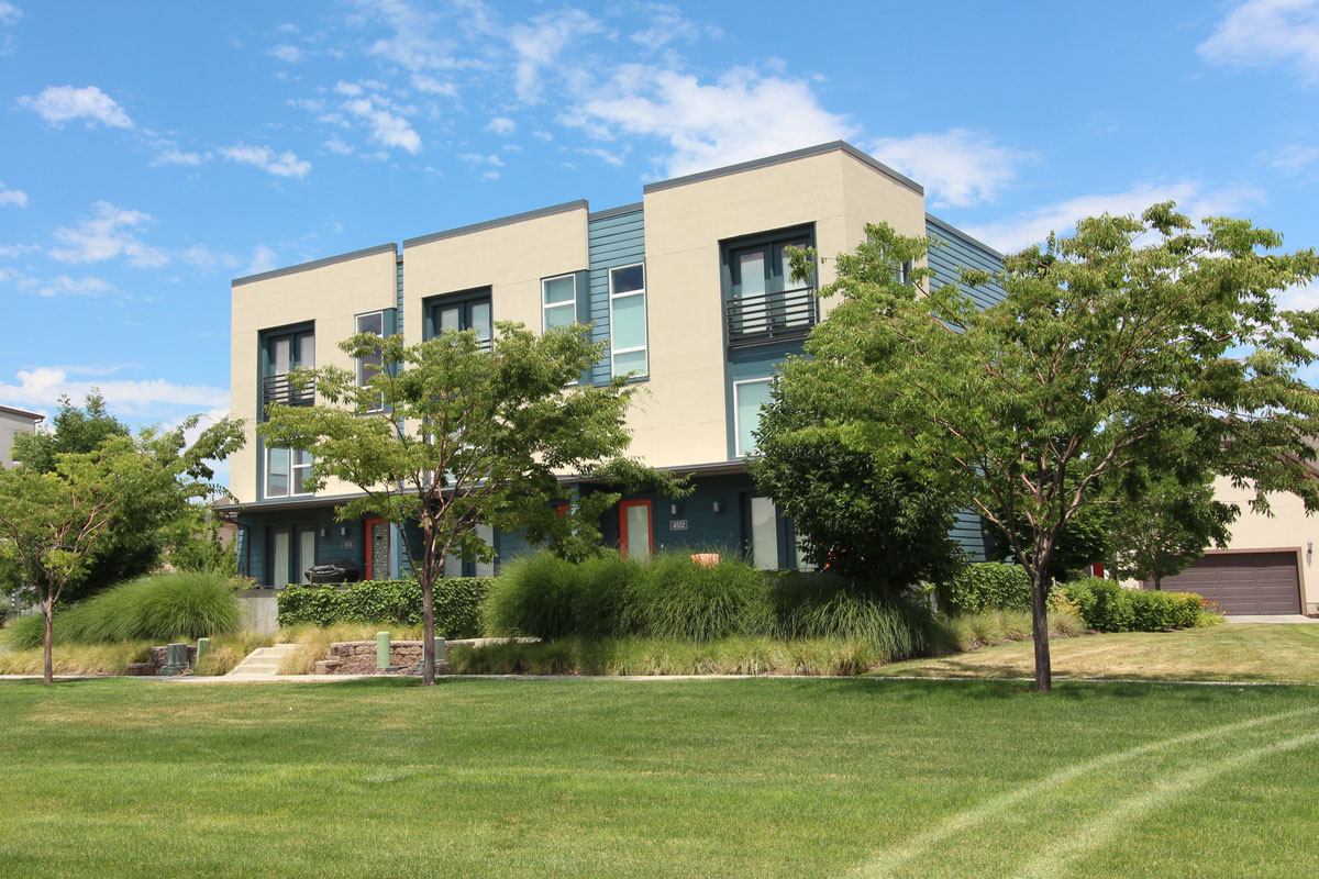 Garbett Bay Townhomes North Shore Village Daybreak