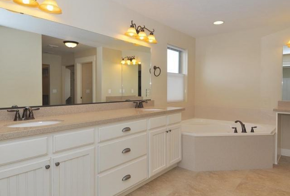 master bath in home on Martings Dr. in Daybreak
